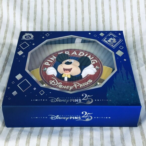 25th Anniversary Celebration Logo Limited Edition 300 LE 300 Disney - Picture 3 of 3